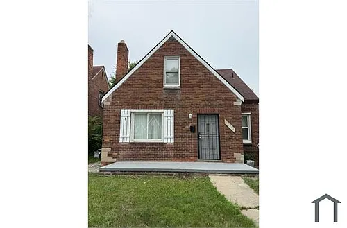 16800 Lesure St Photo 1