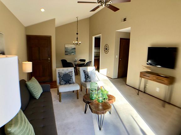 3rd image of 1645 Carmel Dr APT 6
