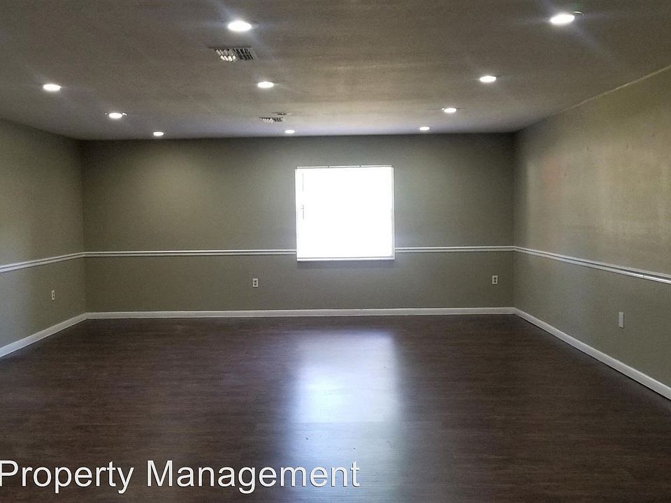 2nd image of 1500 E Humphrey St #6195145