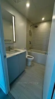 285 Dufferin St #924 — Photo 5