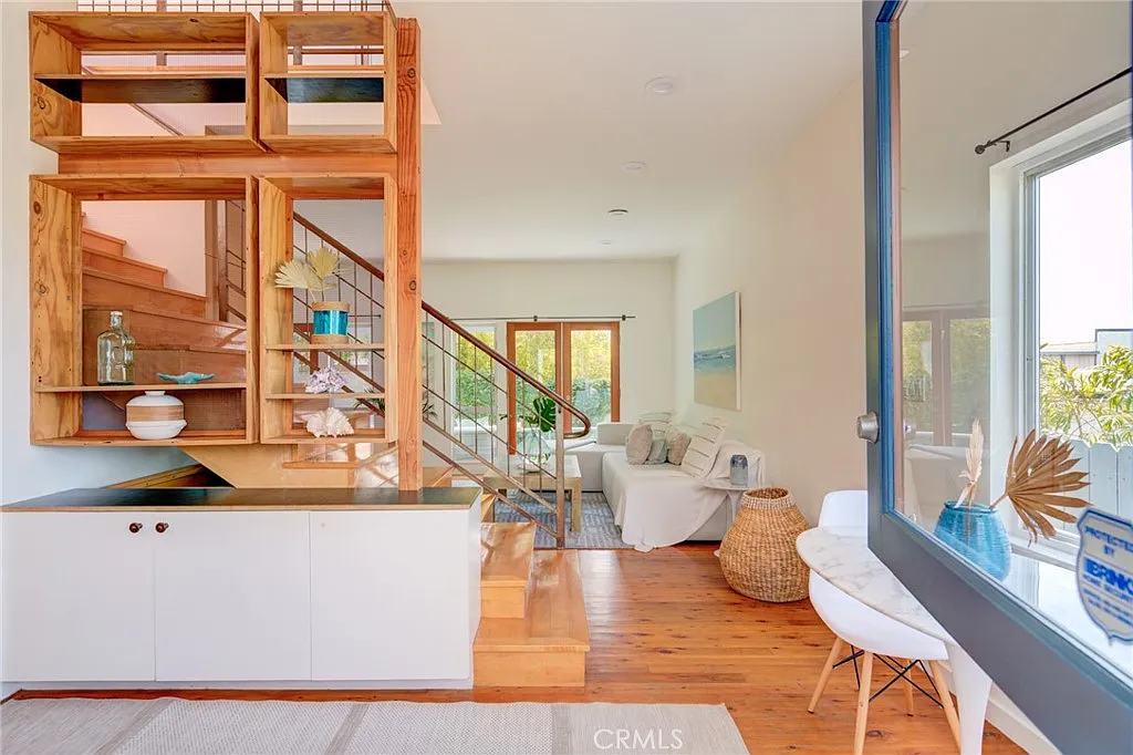 2 bed, 1647 sqft, $6,500 — Photo 3