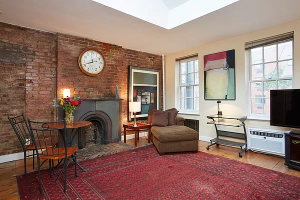 Rented by Brown Harris Stevens | media 9