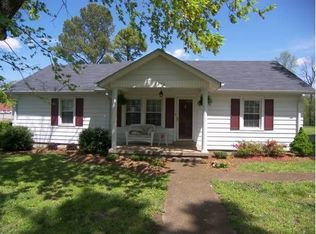 2203 Quality St, Culleoka, TN 38451