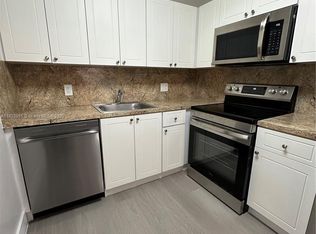 101 SW 132nd Way APT 302J, Hollywood, FL 33027