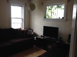 1917 1/2 E 1st St, Duluth, MN 55812