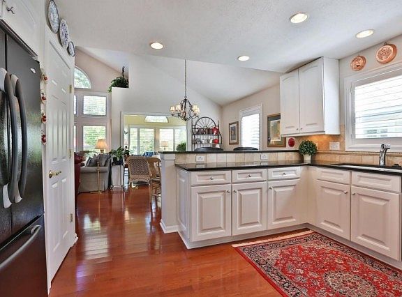 4th image of 7614 Bluff Bend Dr