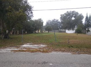 805 10th St SW, Ruskin, FL 33570