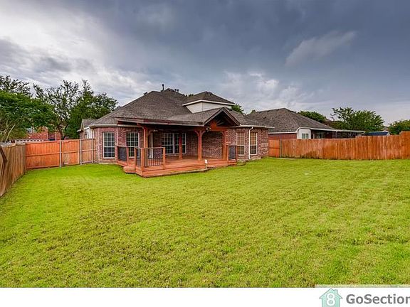 3rd image of 10713 Western Hills Dr