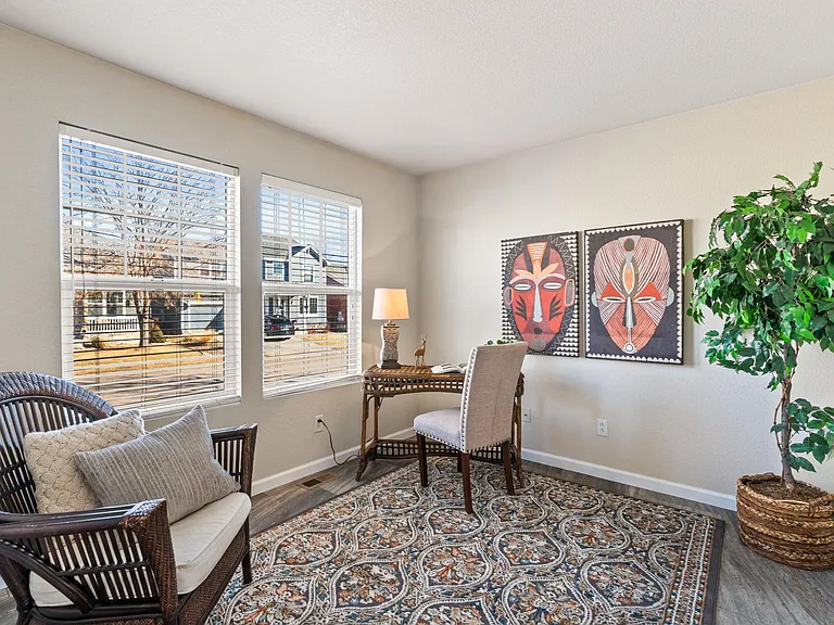 1657 Falcon Ridge Dr — Photo 4
