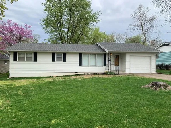 324 W Poplar St, El Dorado Springs, MO 64744