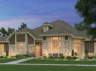 13735 Creekside Pass #10-37, Brookfield, WI 53005