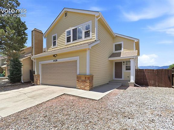 2nd image of 4428 Bramble Ln