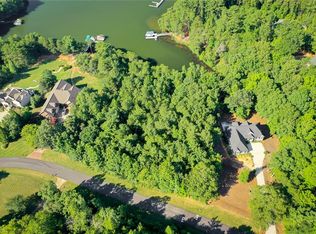 179 Mallard Dr, New London, NC 28127