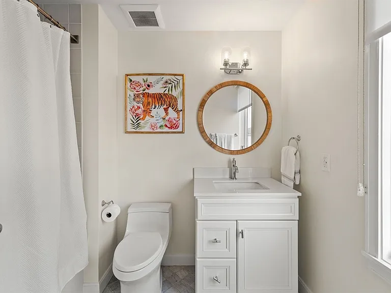 50 Battery St #103-104 — Photo 18