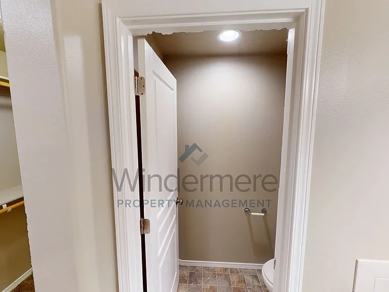 1215 SW Settlement St — Photo 15