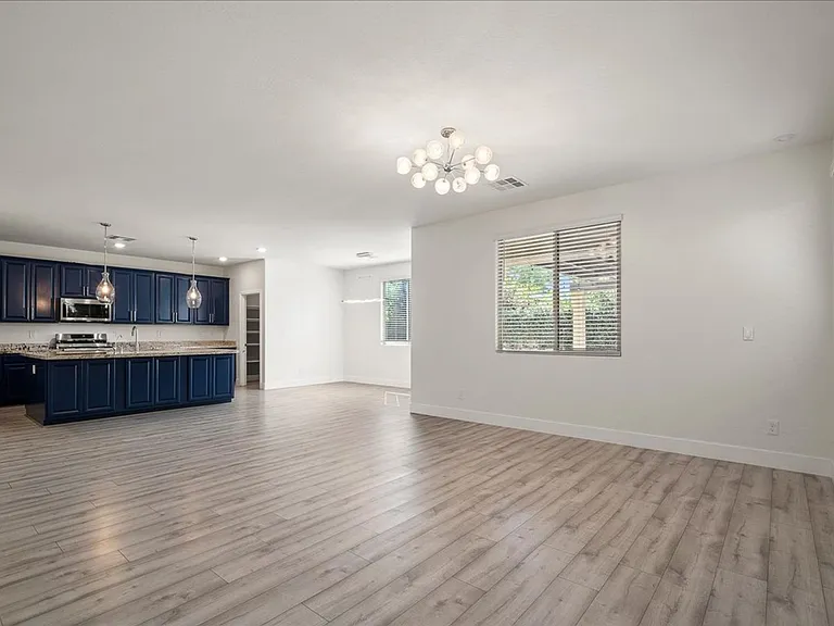 4105 Trillium Bay Ln — Photo 6