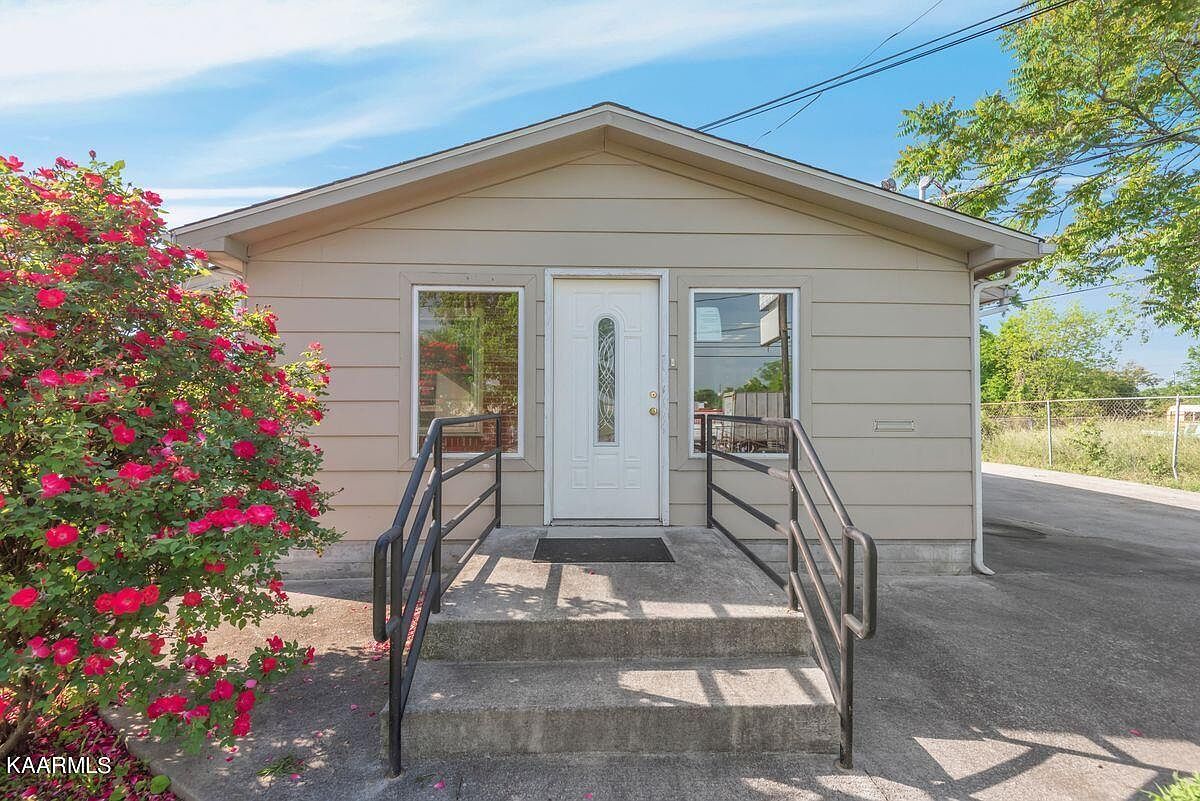 1828 McCalla Ave, Knoxville, TN 37915 Zillow