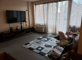 69 Gravesend Neck Rd #2A, Brooklyn, NY 11223