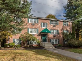 27 Ridgewood Ln APT 14, Gardner, MA 01440