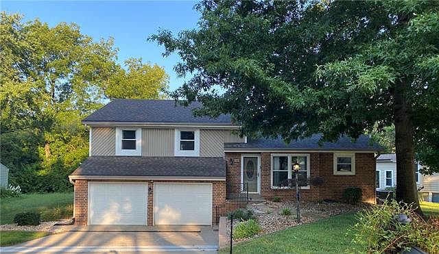 1st image of 3108 Lakeview Cir
