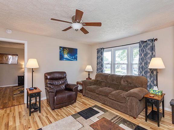 4th image of 504 N Jackson Park Dr