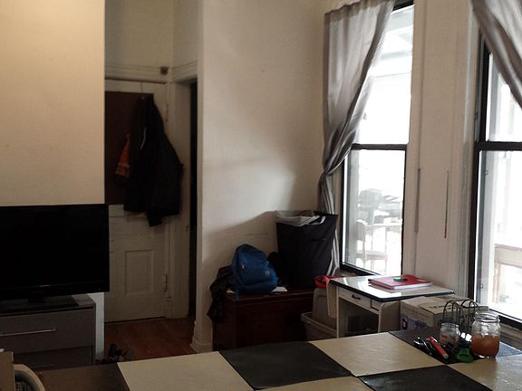 5th image of 4753 N Monticello Ave APT 2