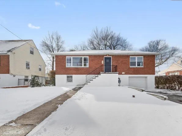 253 Round Hill Drive, Yonkers, NY 10710