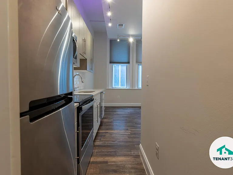 8 E Fayette St #201 — Photo 6