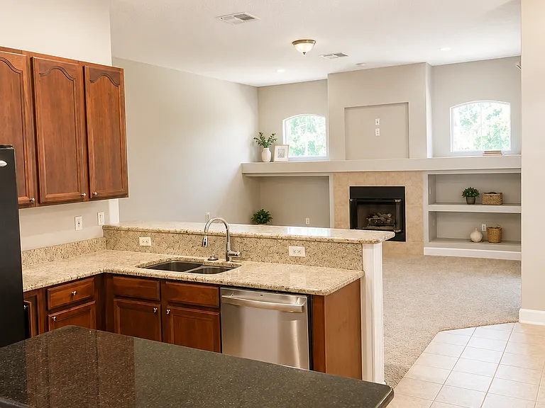 153 Oak Common Ave — Photo 3