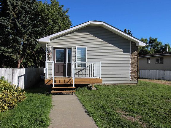 3rd image of 10216 101st St