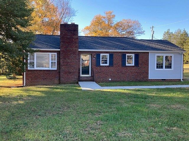 1st image of 268 Karen Cir