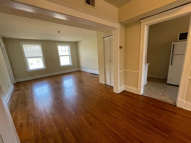 755 Heman Ave — Photo 6