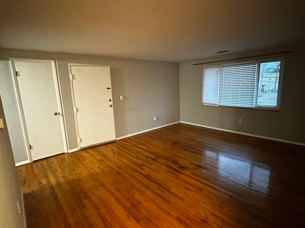 115 S Church St APT D