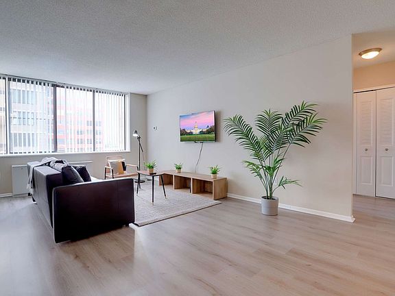 5th image of 1201 S Bell St Floor 5-ID1022378P