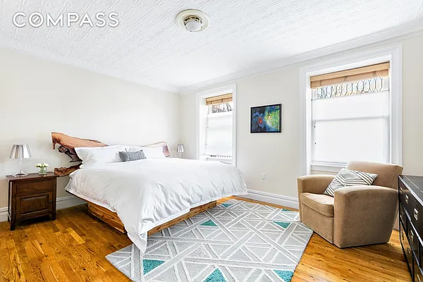Sold by Compass | media 6