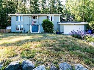 1370 NE Oleary St, Oak Harbor, WA