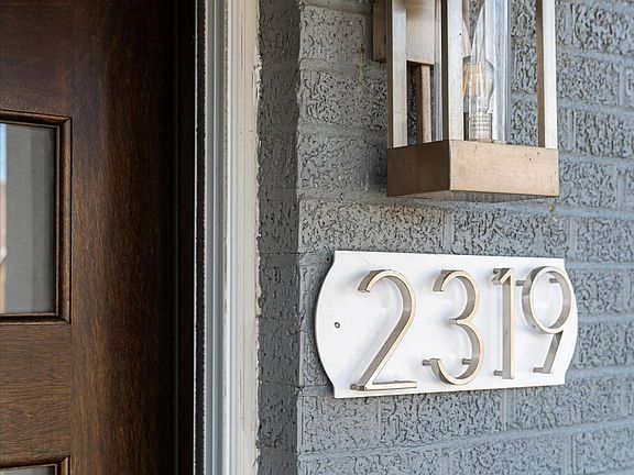 3rd image of 2319 Union Ave SE