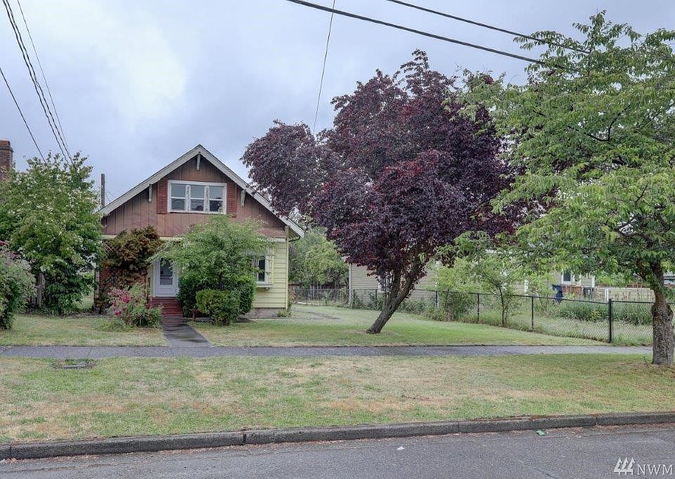 Front Street View