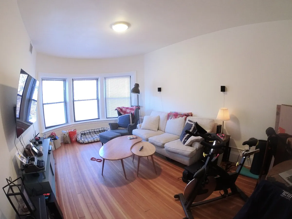 Building Photo - 1463 Beacon St #22