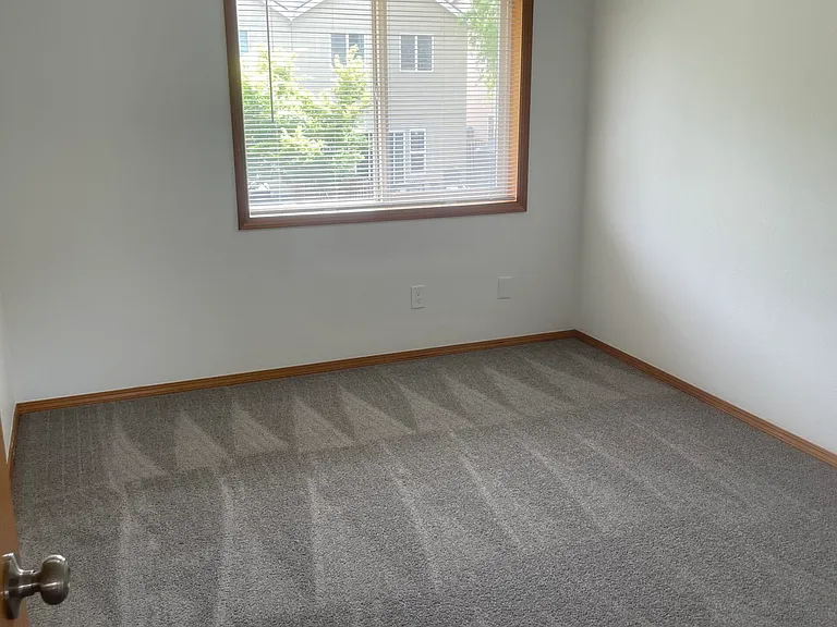 4264 SE Oak St — Photo 16
