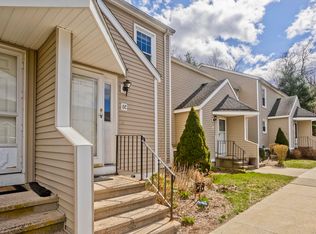 8 The Hamlet APT C, Enfield, CT 06082