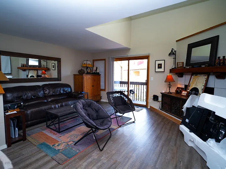 2829 Springdale Ln — Photo 6