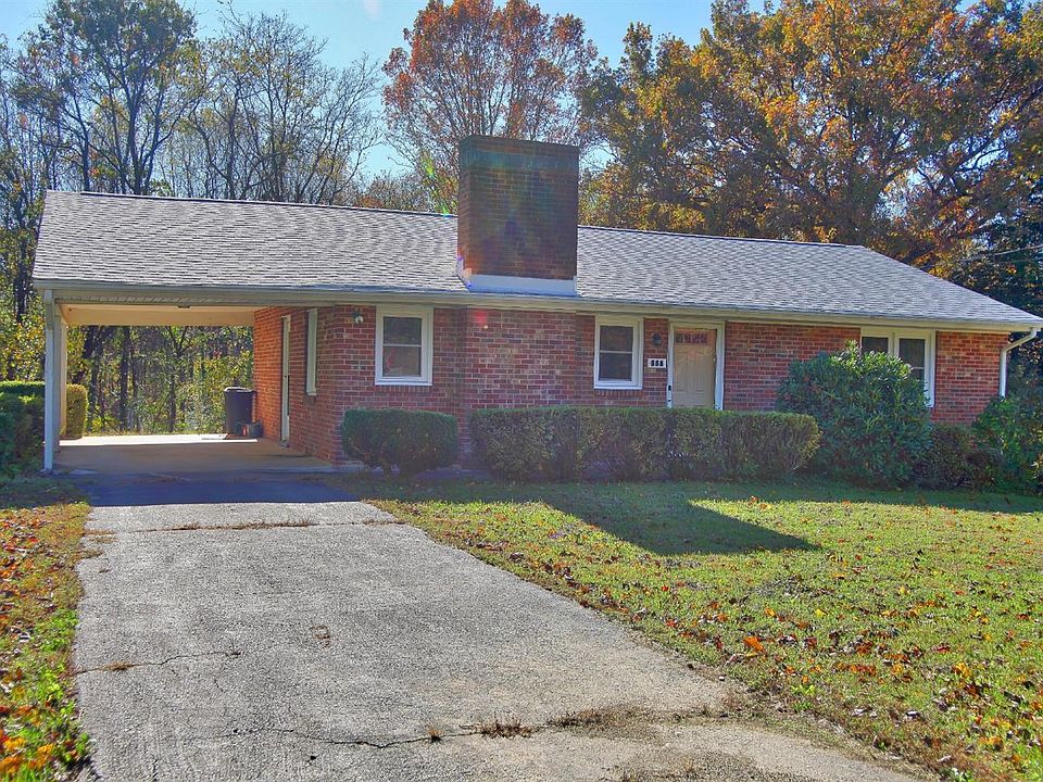 1st image of 558 Seminole Dr
