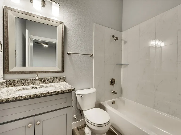 5827 Rivendell Dr — Photo 10