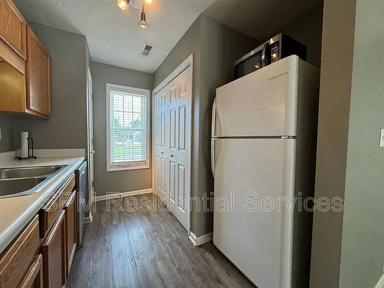 723 Sunseeker Dr — Photo 6
