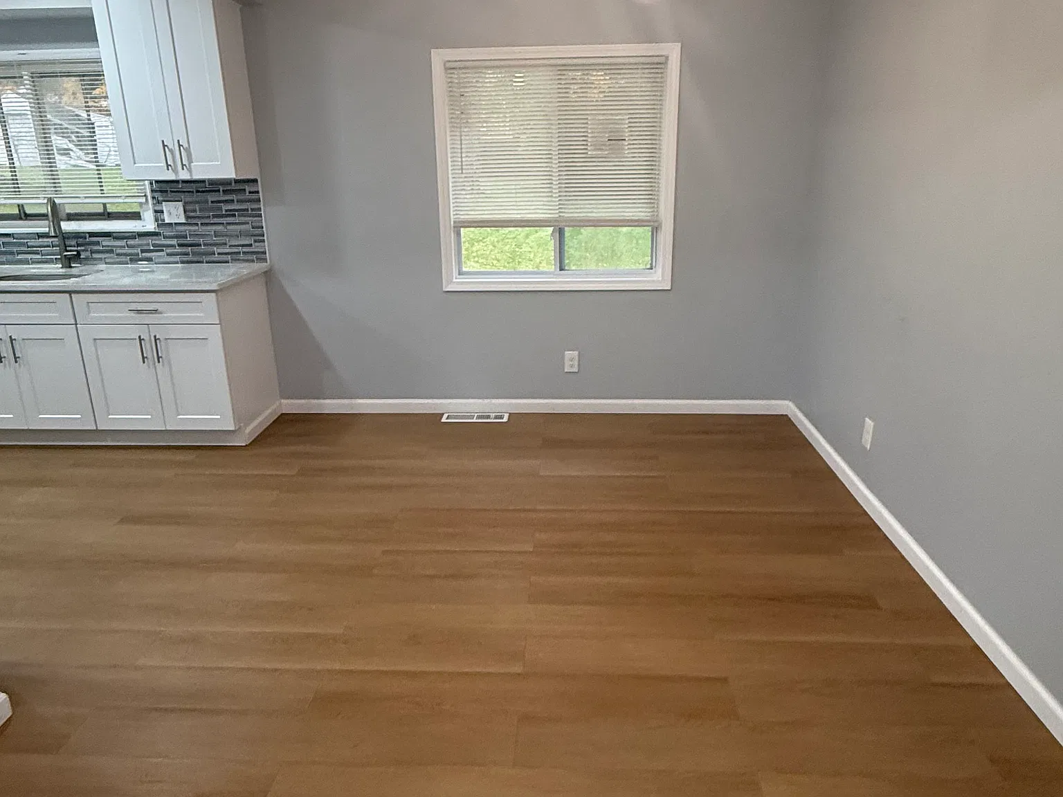 6 bed, 1362 sqft, $2,800 — Photo 4