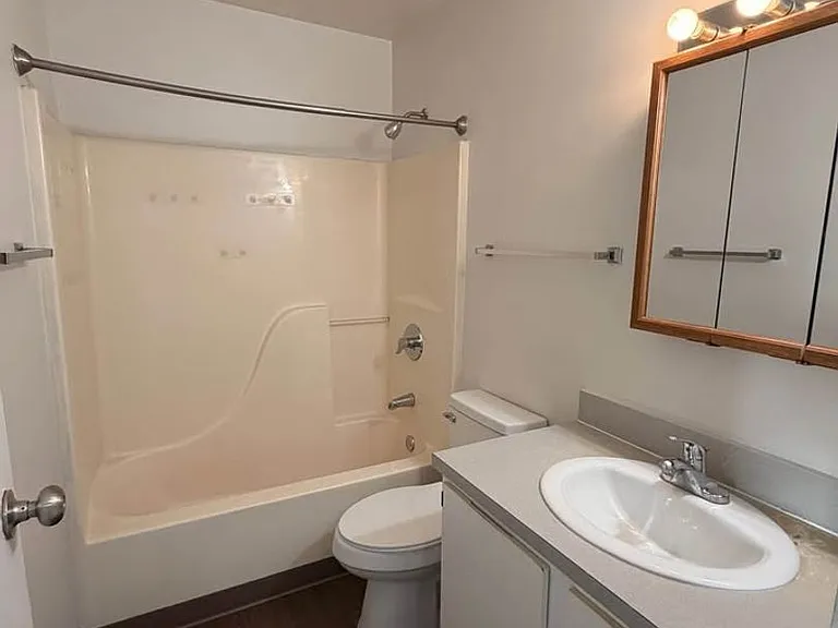 Jefferson Crossing Townhomes — Photo 53