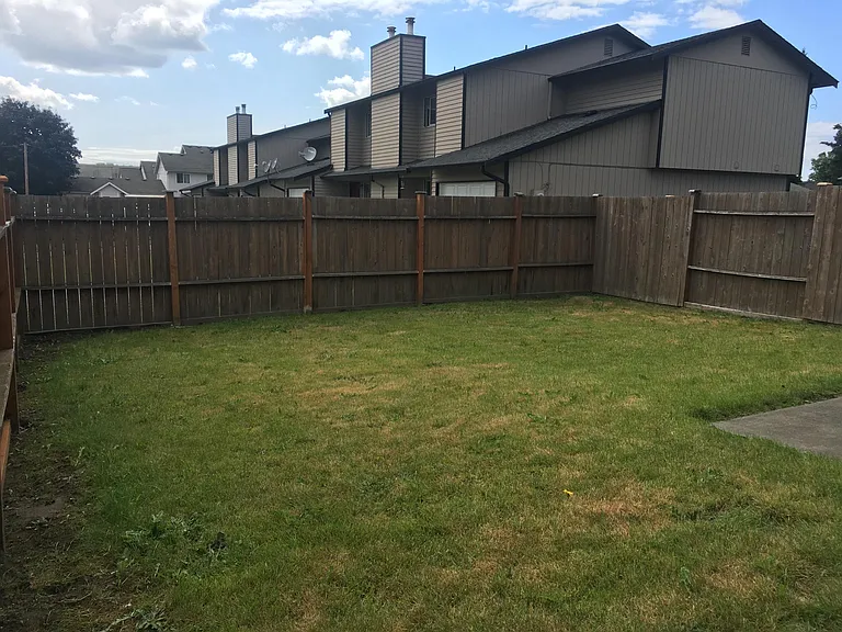205 21st Pl SE #A — Photo 26