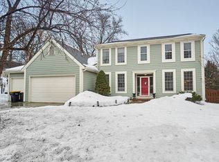 3010 Fox Valley Dr SW, Rochester, MN 55902