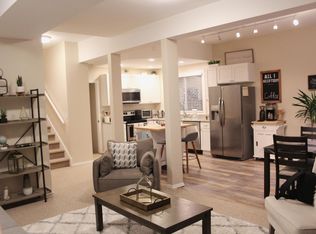 202 Field Ave NE, Renton, WA 98059